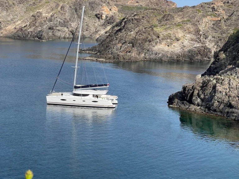 Catamaran hire in Porto-Vecchio - Fountaine Pajot Salina 48 Evolution