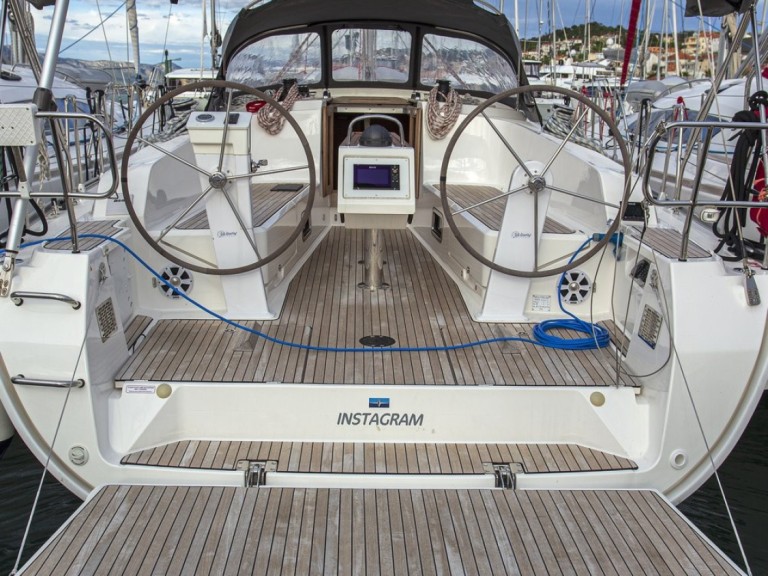 Yacht charter Zadar - Bavaria Cruiser 41 on SamBoat
