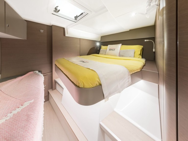 Hire Catamaran Bali with a boat licence