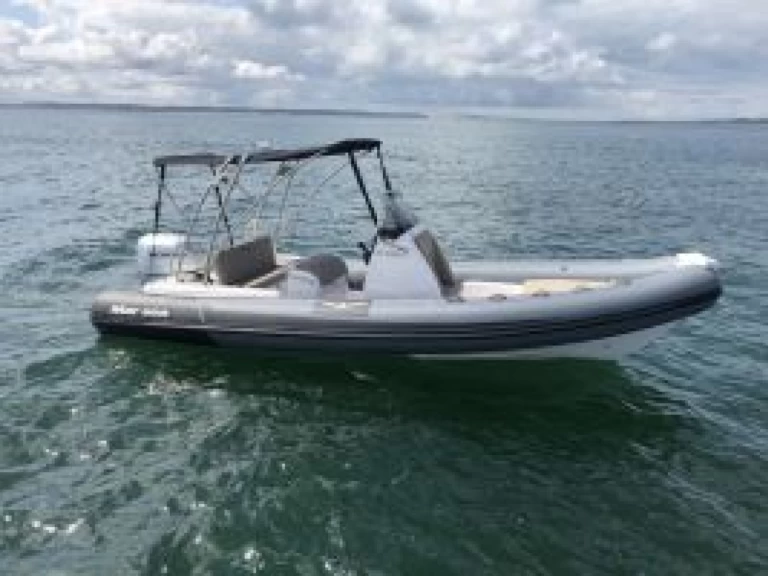 Hire RIB Lagoon with a boat licence