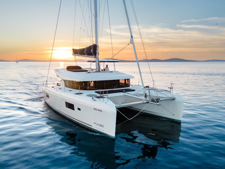 Catamaran to hire Šibenik at the best price