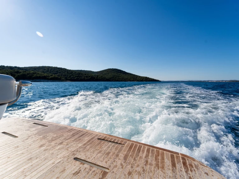 Bénéteau Gran Turismo 41 charter bareboat or skippered in  Šibenik