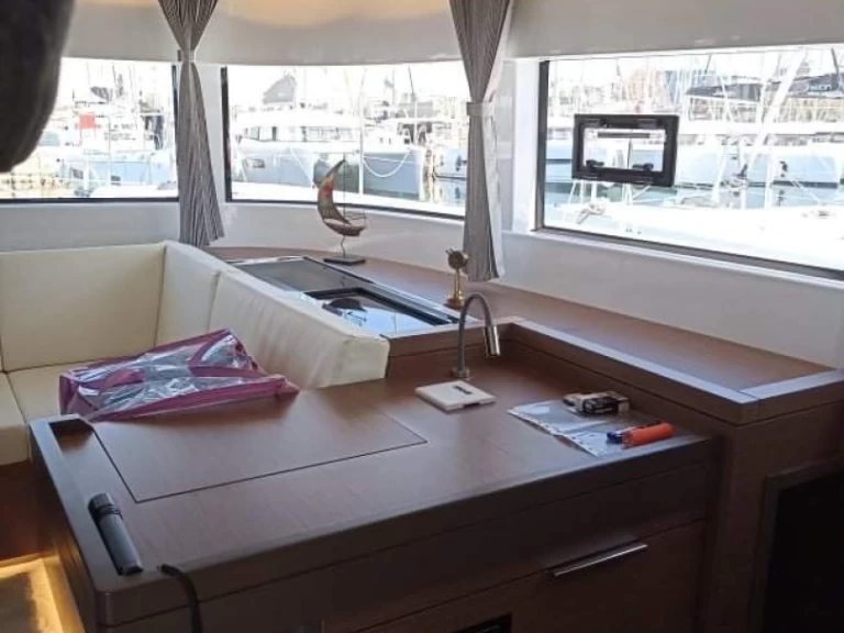 Charter a Lagoon Lagoon 50 in Alimos on Samboat