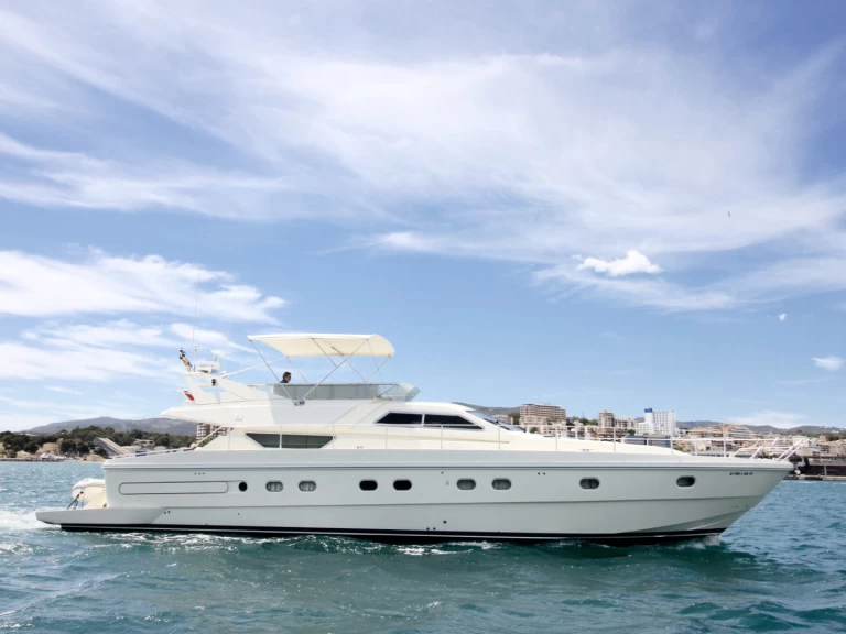 Charter a Ferretti Ferretti 175 Fly in Palma de Mallorca on Samboat