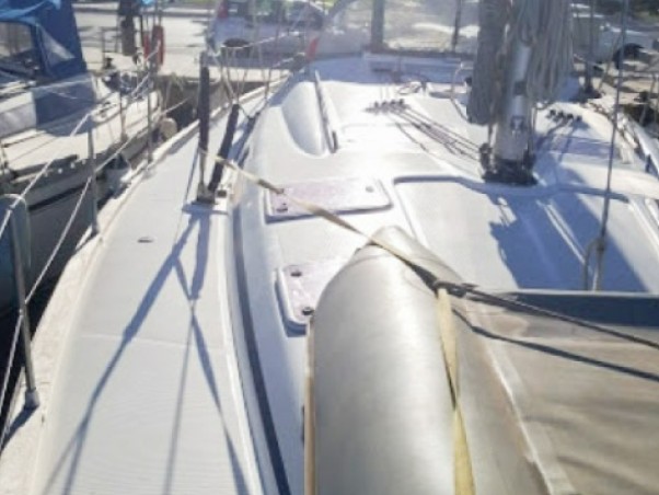 Bavaria Bavaria 50 Cruiser charter bareboat or skippered in  Lefkáda