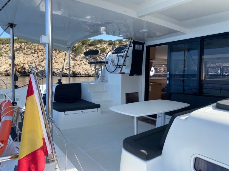 Hire Catamaran with or without skipper Lagoon Sant Antoni de Portmany