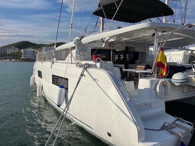 Hire a Lagoon Lagoon 46 Sant Antoni de Portmany