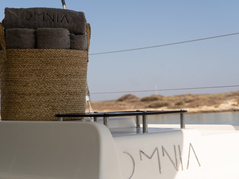 Charter a Lagoon Lagoon 46 in Piraeus on Samboat