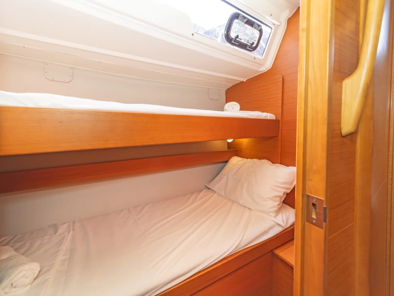 Sailboat hire in Deme of Volos - Dufour Dufour 430