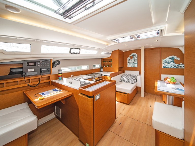 Hire Sailboat with or without skipper Jeanneau Kos