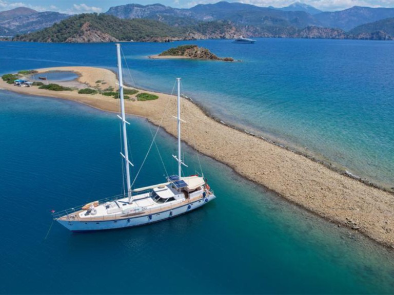 Yacht hire Göcek cheap Gulet