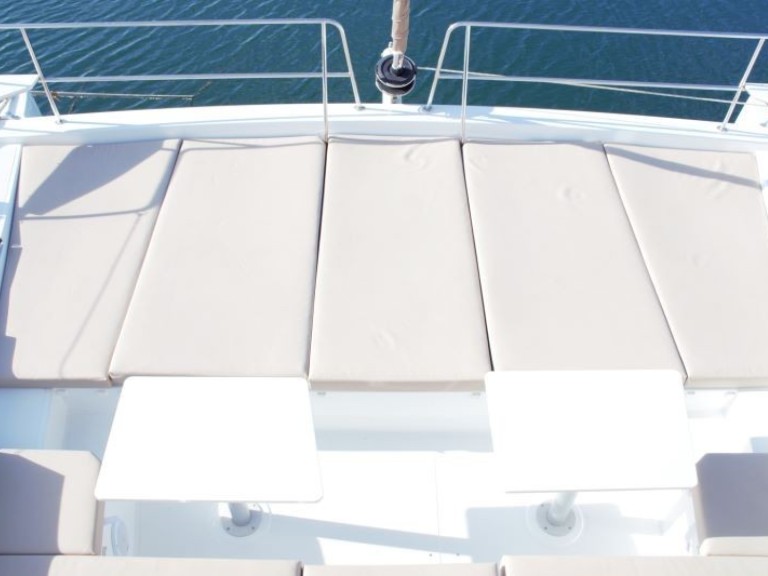 Catamaran hire in Castellammare di Stabia - Bali Bali 4.3