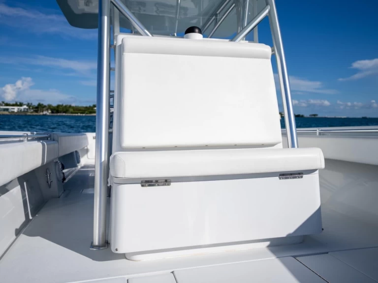 Hire Luxury Yacht with or without skipper Contender Gustavia