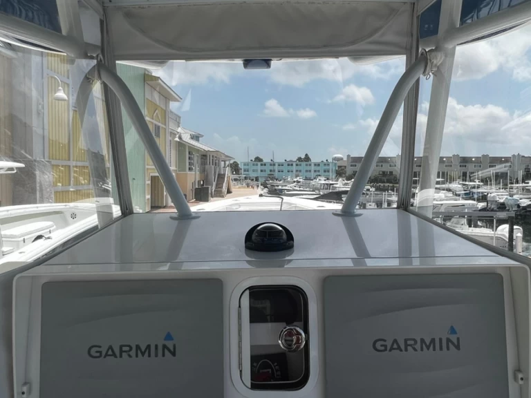 Luxury Yacht to hire Gustavia at the best price