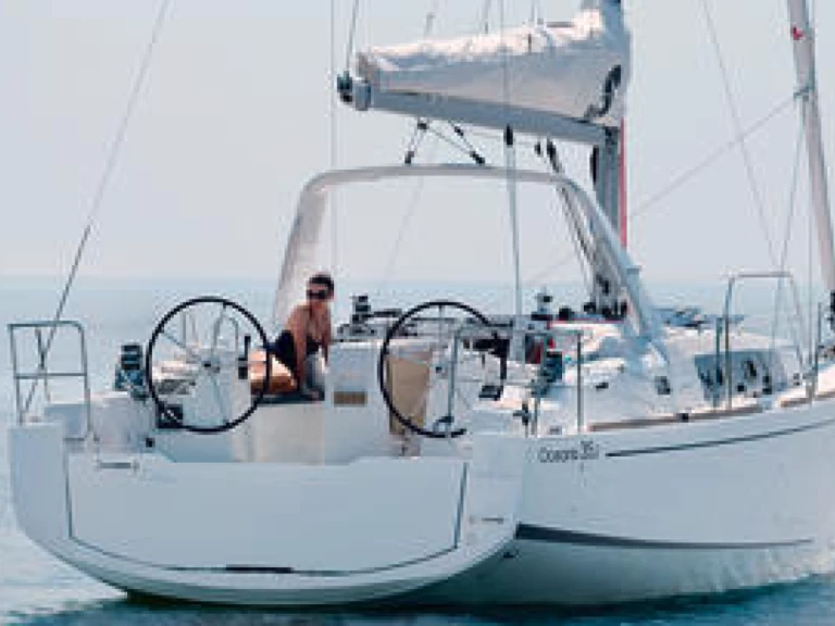 Sailboat hire in Toulon - Bénéteau OCEANIS 35.1 MALILU
