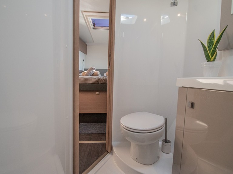 Catamaran to hire Alimos at the best price