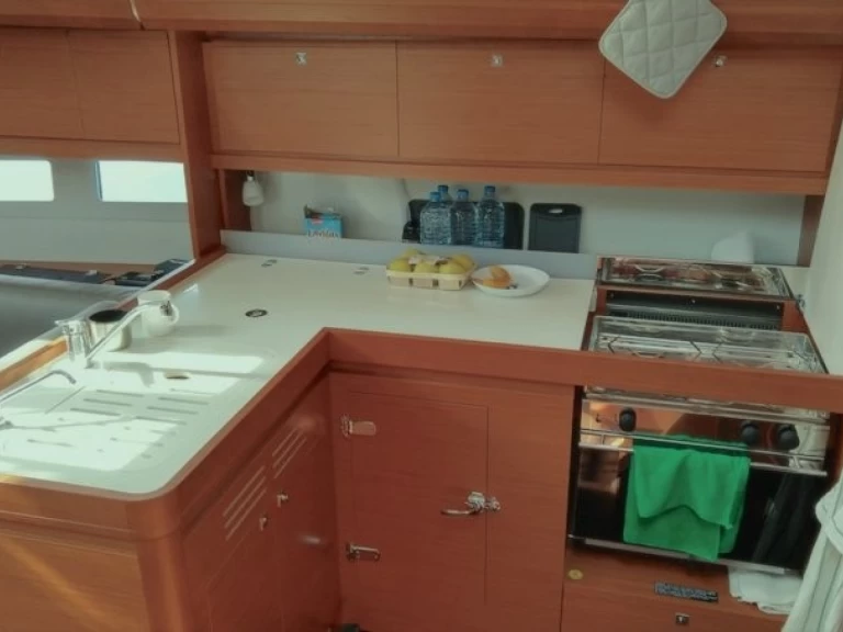 Hire a Dufour Dufour 412 Portoferraio