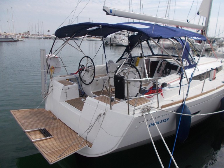 Yacht charter Golfo Aranci - Jeanneau Sun Odyssey 419 on SamBoat