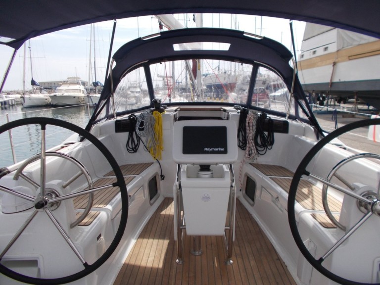 Hire a Jeanneau Sun Odyssey 419 Golfo Aranci