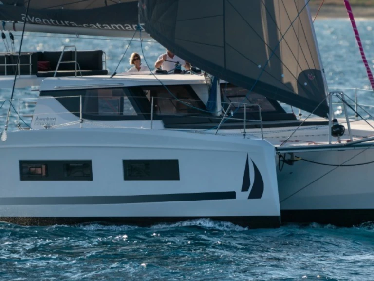 Yacht charter Valencia - Aventura Aventura 37 on SamBoat