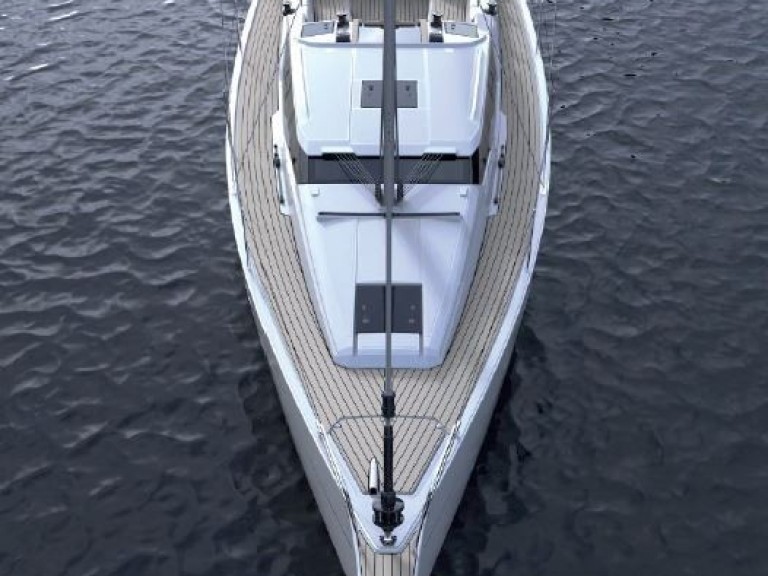 Hire a Northman Maxus 35 (see with our base extra options availability as Air Conditioned) Valencia