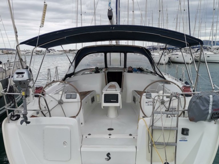 Yacht charter Sukošan - Bénéteau Cyclades 50.5 on SamBoat