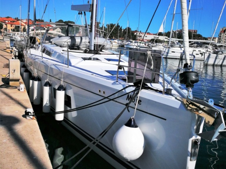 Hire Sailboat Hanse with a boat licence