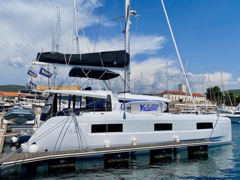 Hire a Lagoon Lagoon 46 Šibenik