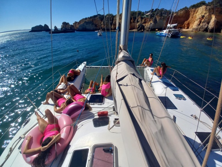 Yacht hire Ferragudo cheap Louisiane