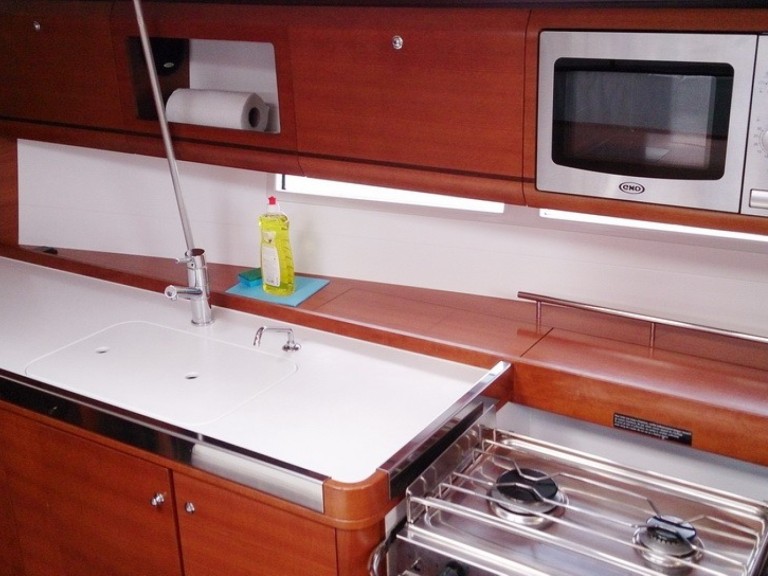 Hire a Dufour Dufour 405 RM Pula