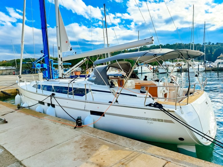 Bavaria Bavaria Cruiser 46 Style - 3 cab. charter bareboat or skippered in  Bodrum
