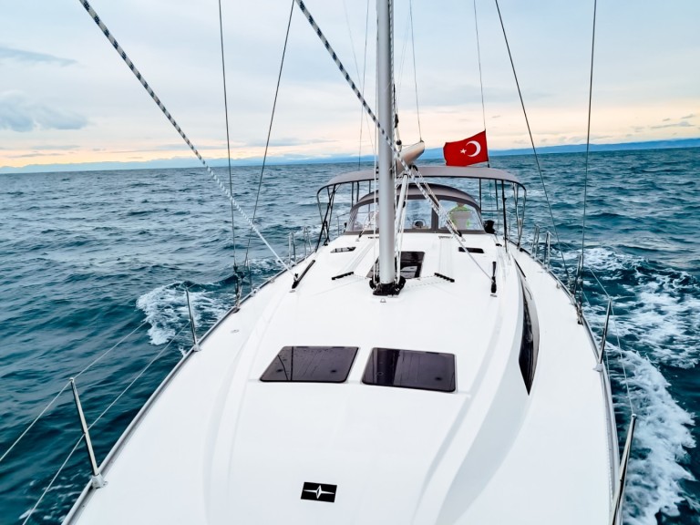 Charter a Bavaria Bavaria Cruiser 46 Style - 3 cab. in Bodrum on Samboat