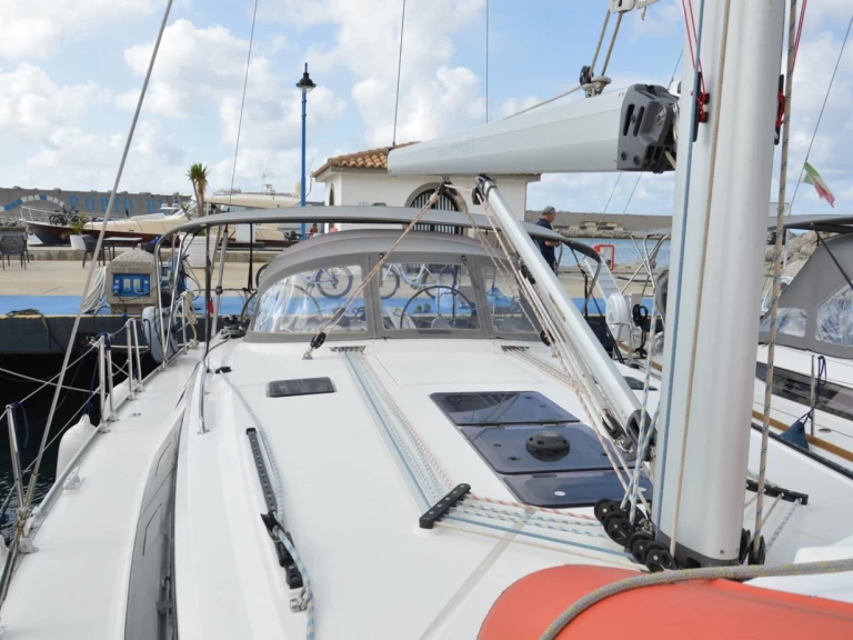 Yacht hire Tropea cheap Cruiser 46