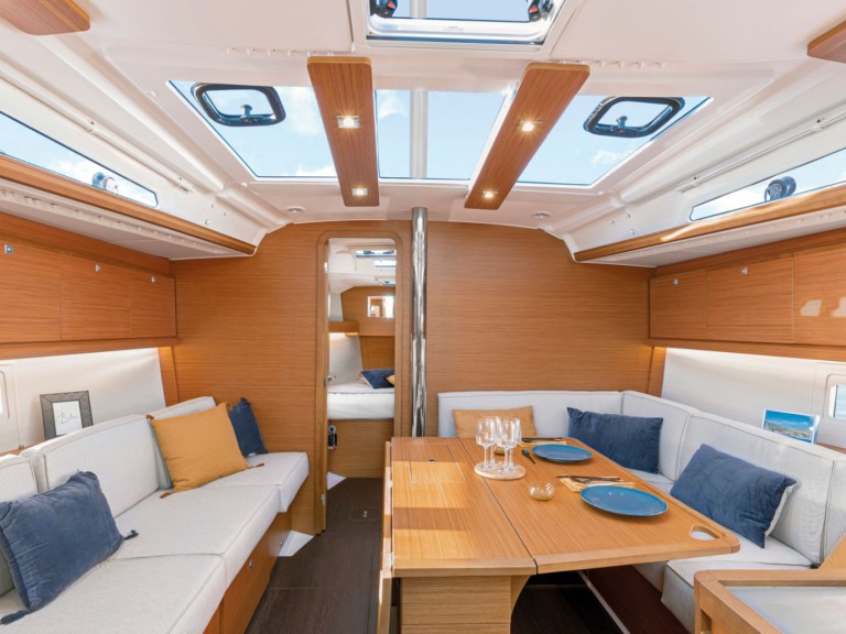 Dufour Dufour 390 Grand Large charter bareboat or skippered in  Marseille