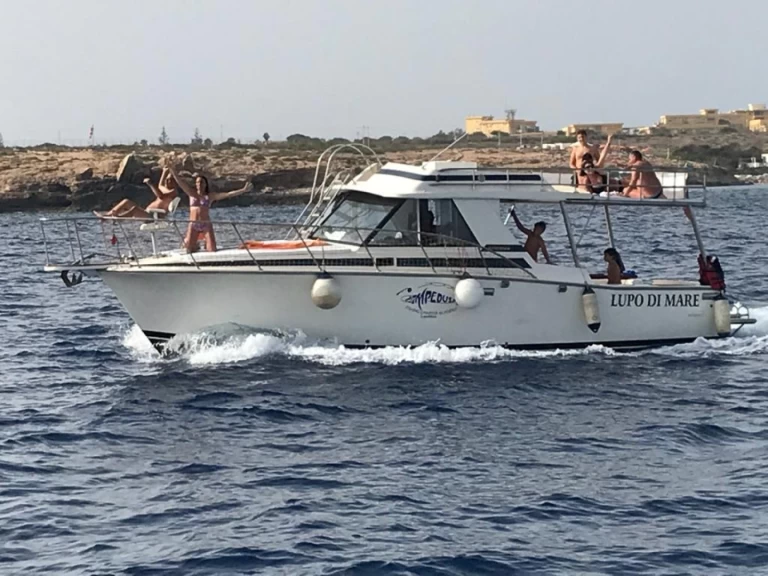 Motorboat hire in Lampedusa - Beltram Beltram 33