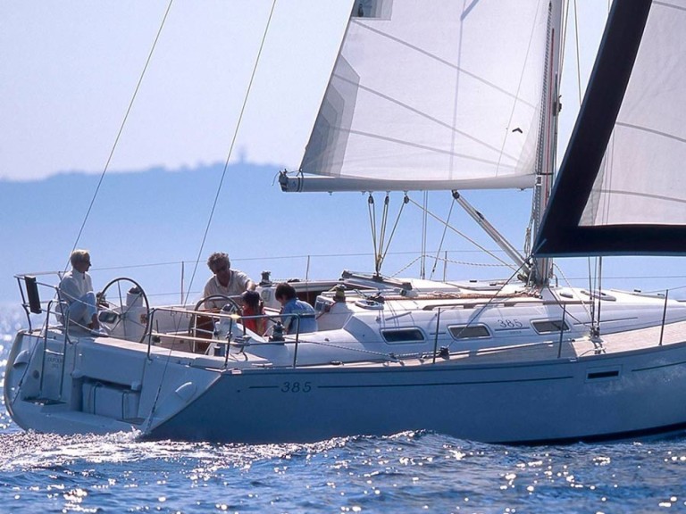 Hire Sailboat with or without skipper Dufour Portimão