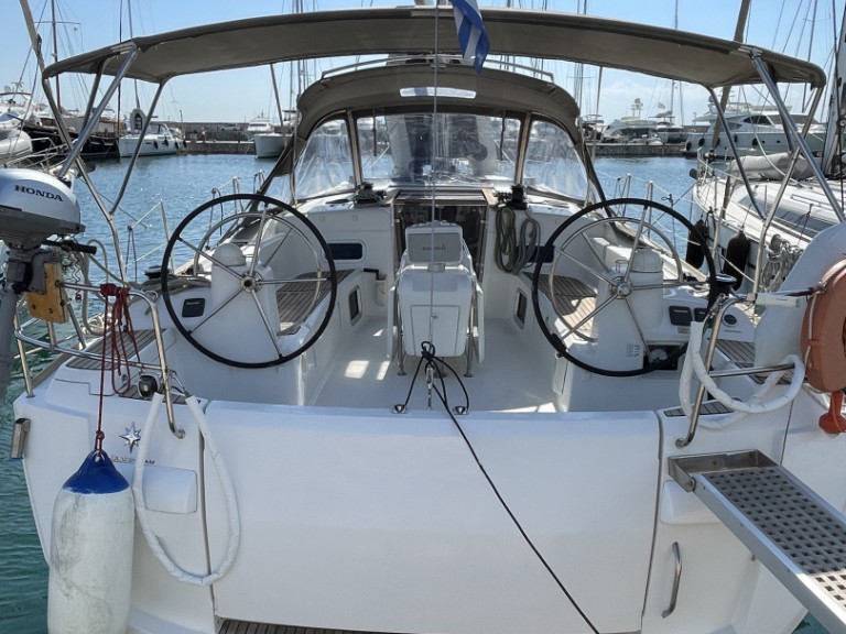 Yacht charter Alimos Marina - Jeanneau Sun Odyssey 469 on SamBoat