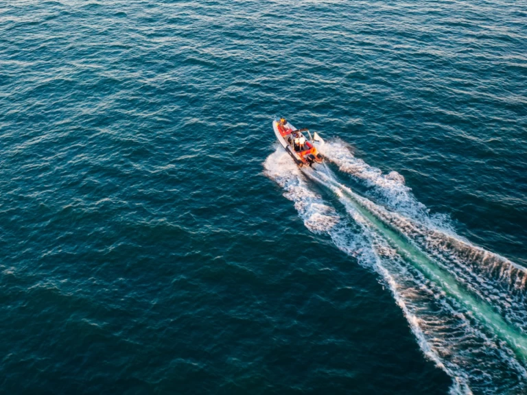 Hire RIB with or without skipper Prua al vento L'Herbaudière