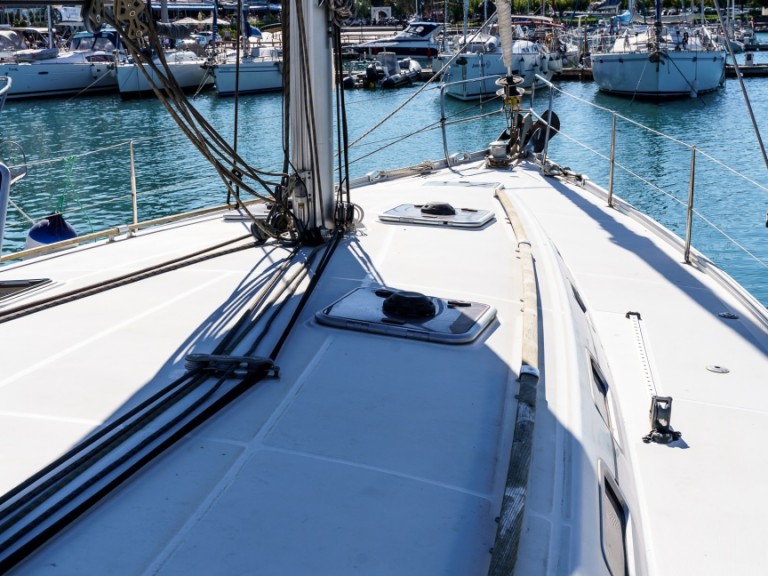 Bénéteau Cyclades 50.5 charter bareboat or skippered in  Lefkáda
