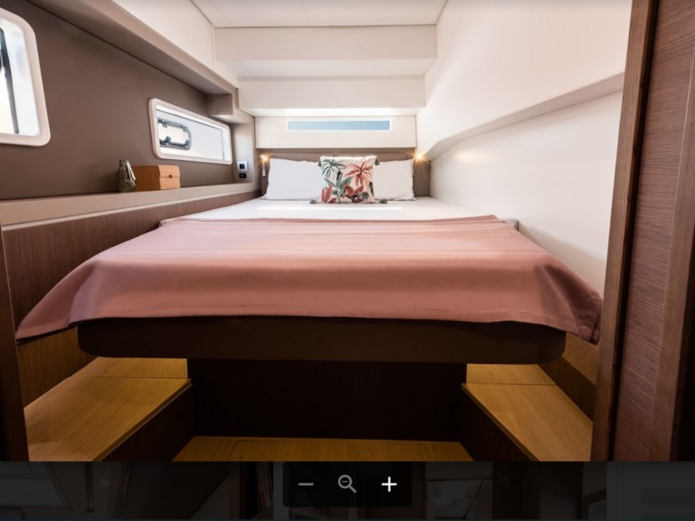 Yacht hire Le Marin cheap BALI 4.2