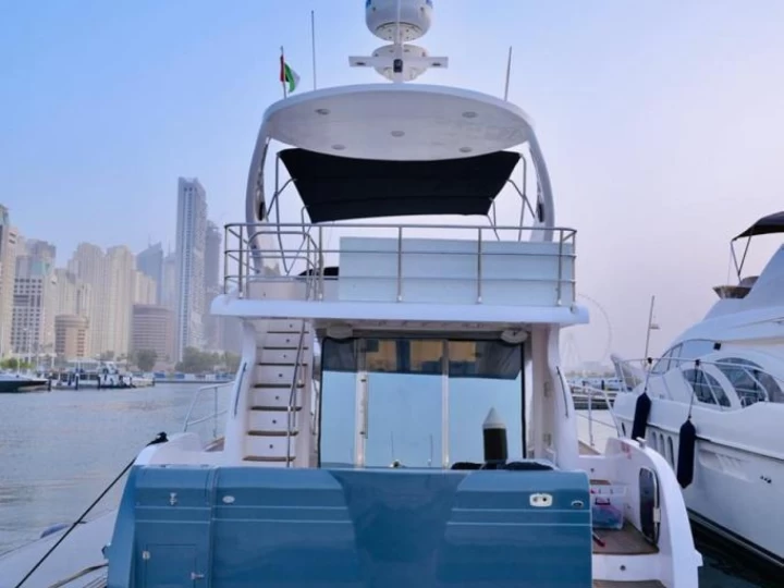 Yacht charter Dubai Marina - SUPER FLY 70 on SamBoat