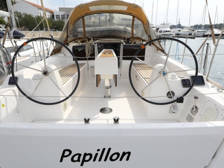 Yacht hire Šibenik cheap Dufour 350 Grand Large