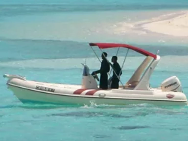 Hire RIB COLBAT with a boat licence