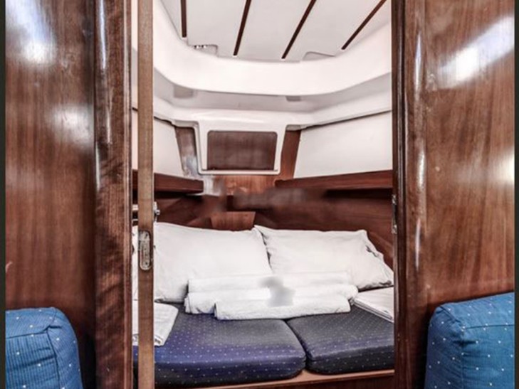 Hire Sailboat Bénéteau with a boat licence