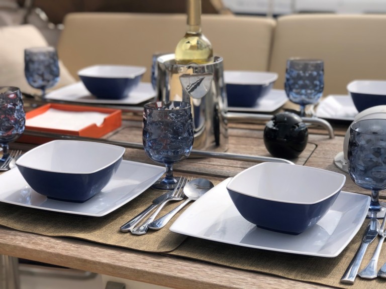 Hire Sailboat Dufour with a boat licence