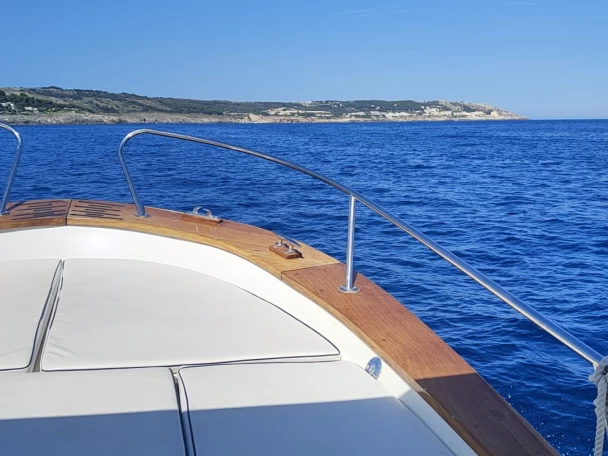 Motorboat hire in Castro Marina - F.lli Mileo Teresynus