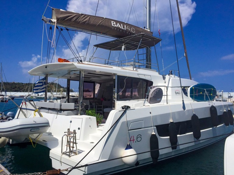 Catamaran to hire Lefkas Marina at the best price