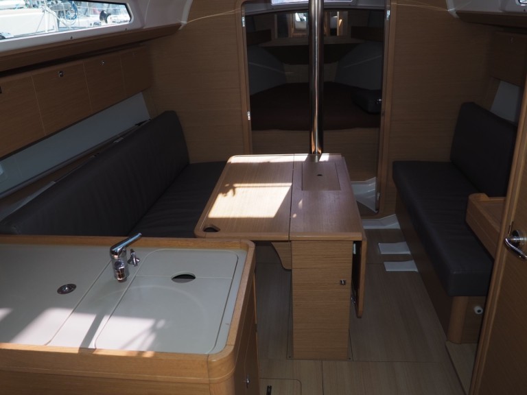 Hire Sailboat with or without skipper 74 Arzon