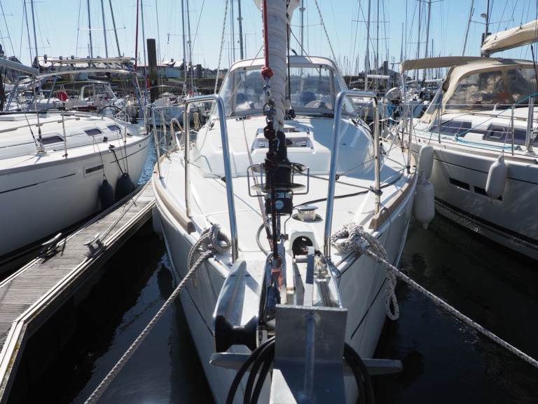 Sailboat hire in Arzon - 4 OCEANIS 35