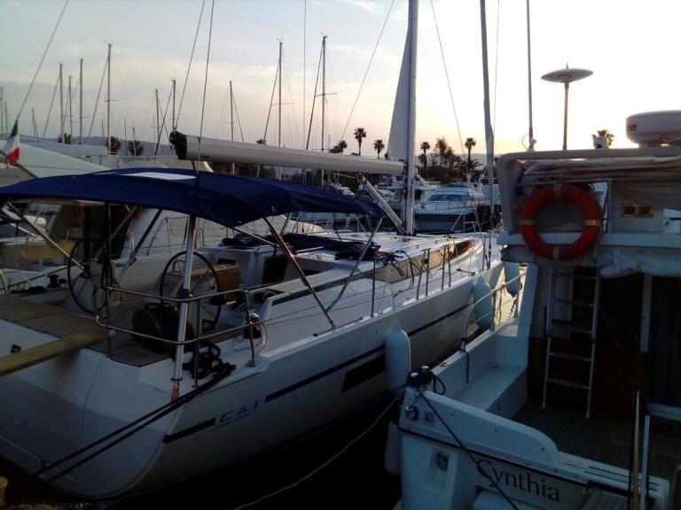 Yacht charter Marina di Portorosa - Bavaria Bavaria C45 Holiday on SamBoat